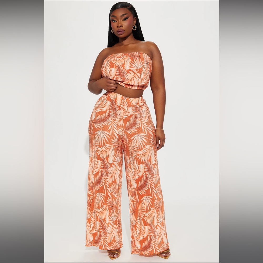 Tropical Rust Leaf Print Two Piece Set - Picture 5 of 6